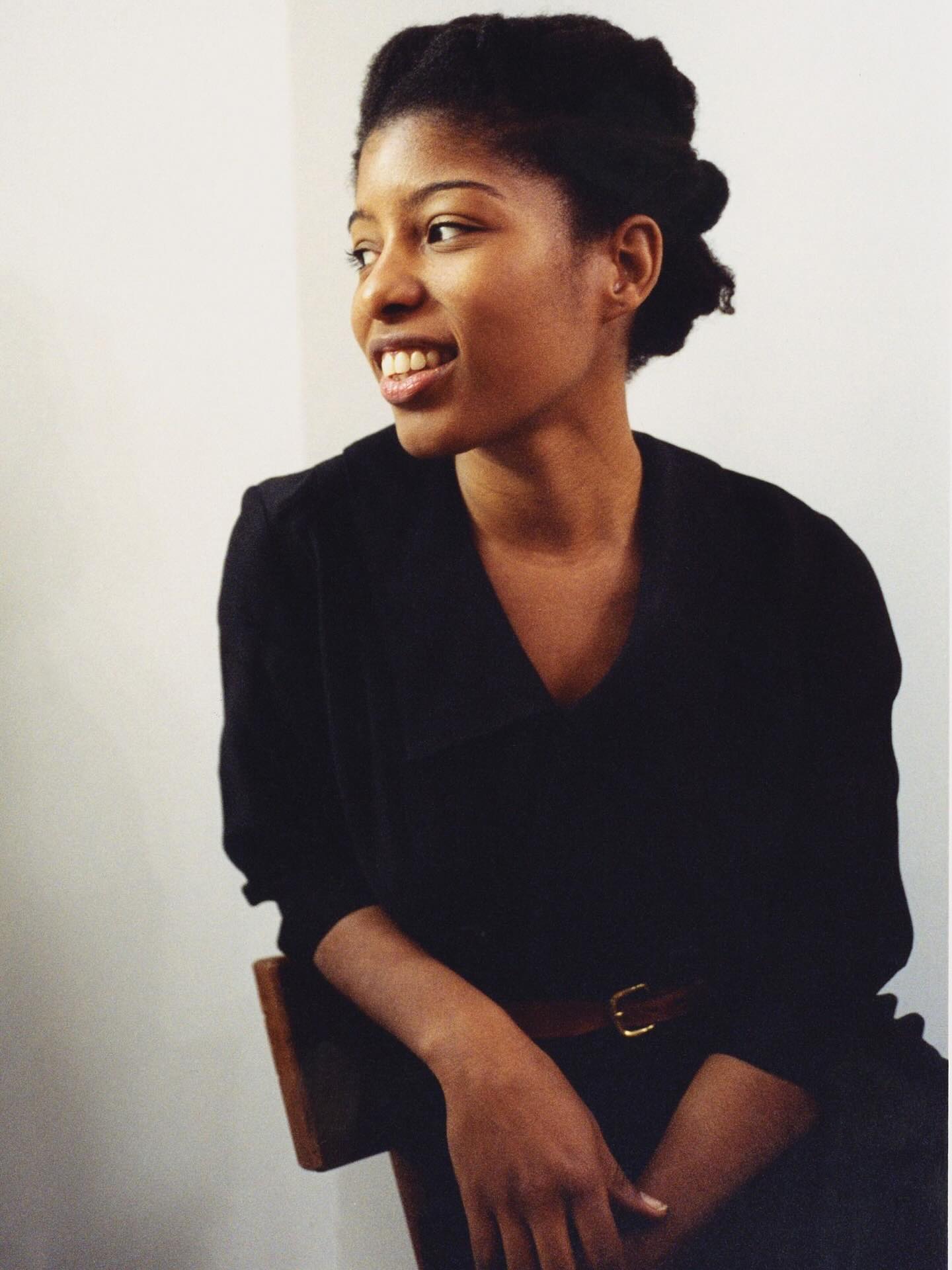 Congratulations to our faculty member Sharifa Rhodes-Pitts on her grant from the Warhol Foundation! Sharifa was awarded for her forthcoming book “Proving Ground: Proposals for a Genealogy of Black Feminist Land Art”. We can’t wait to read it!